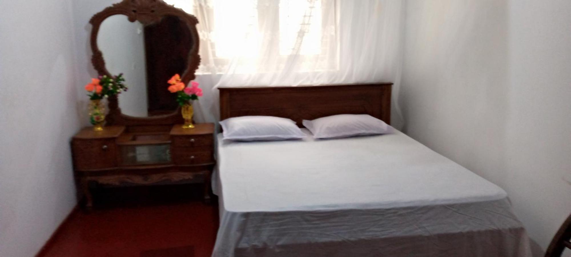 Desitha Family House Hotel Mirissa Bagian luar foto