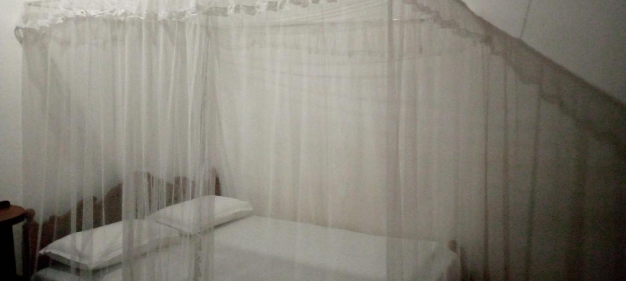 Desitha Family House Hotel Mirissa Bagian luar foto
